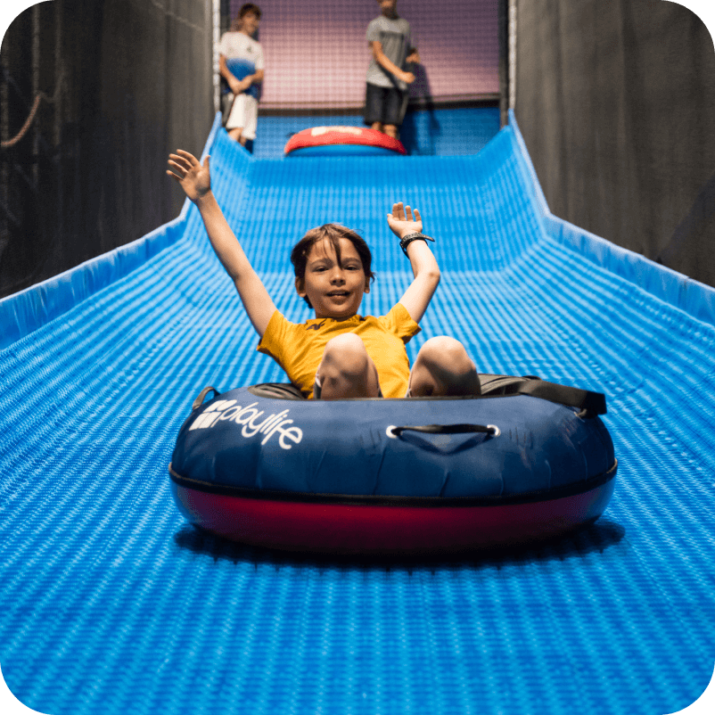 Sankovanie na umelej trave