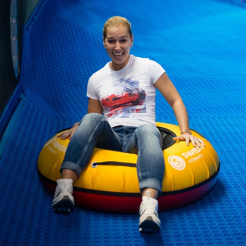 Sankovanie na umelej trave